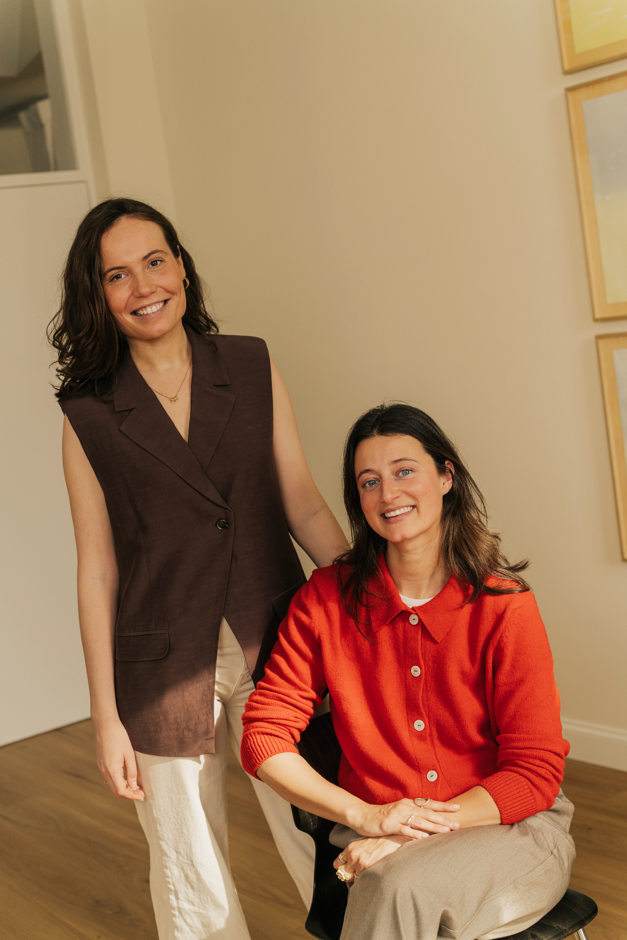 Manon and Laura portrait